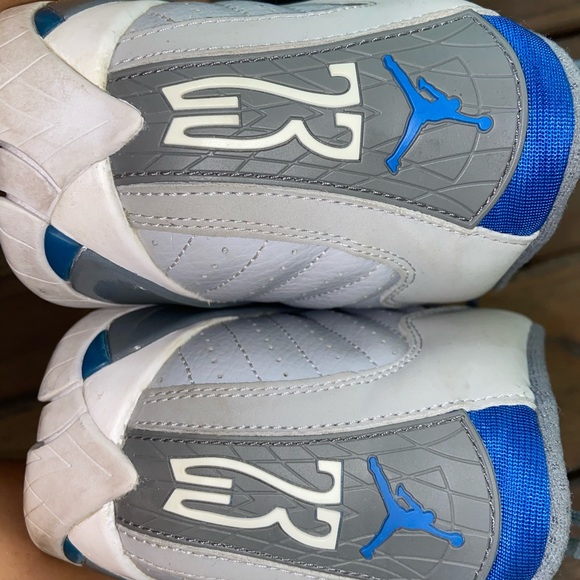 Jordan 14 Retro Wolf Gray - Picture 4 of 5